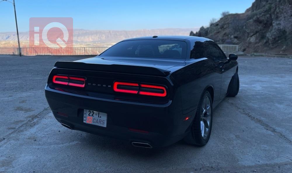 دۆج چالنجەر